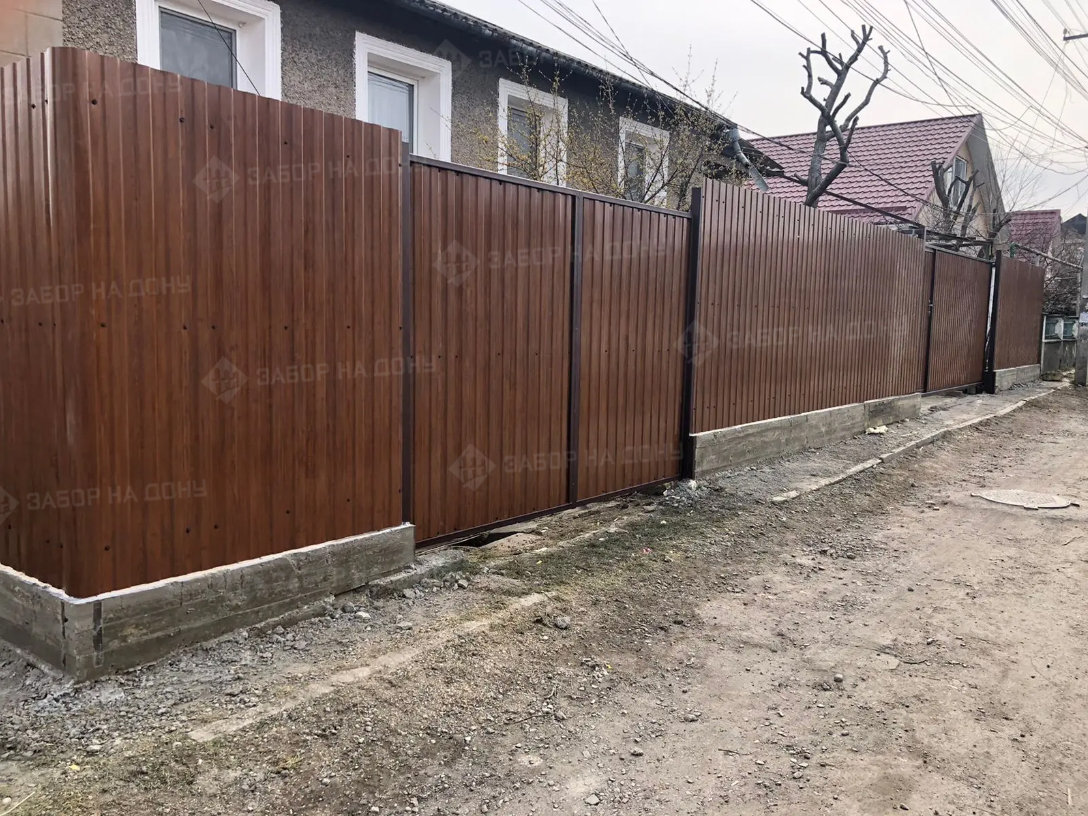 Распашные ворота из профлиста  в Темрюке